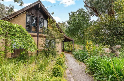 Emerald Cabin | Myrtle Loft - Sun-Kissed Forest Garden, Emerald
