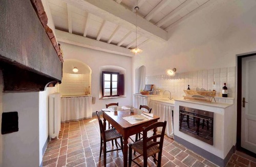 San Pietro in Bossolo Villa | Near Chianti Classico Wine Production