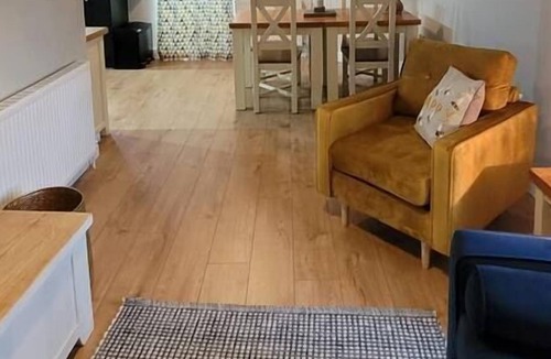Lydney Apartment | NEW - Delightful Apartment - A Countryside Retreat
