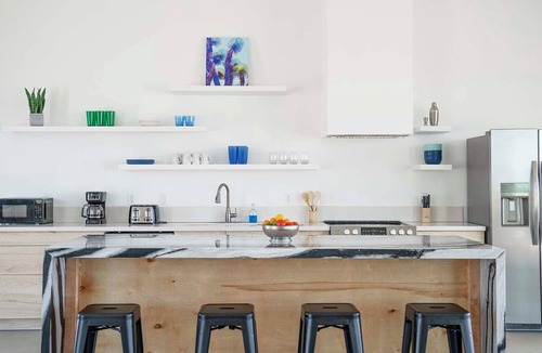Panorama Heights House | New Desert Oasis | Pool, EV Charger, Spa, Short Walk to Joshua Tree Park