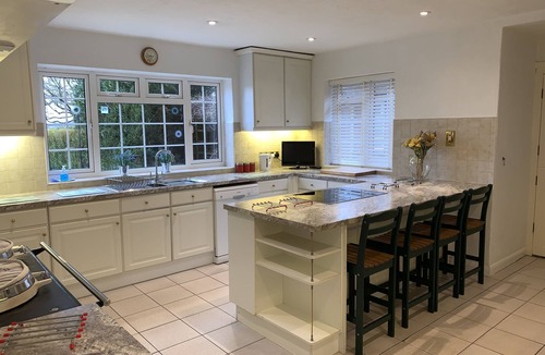 Harvington House | New Inn House Stratford Upon Avon Cotswolds * PRICES NOT LISTED ENQUIRE