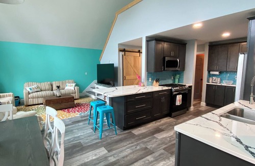 Caseville Cottage | NEW listing! Villa Azzurra: 6BR Lake Huron Retreat, 1-Min Walk to Private Beach