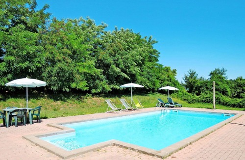Castiglione in Teverina Villa | Nice apartment in villa for 2 people with WIFI, pool and patio