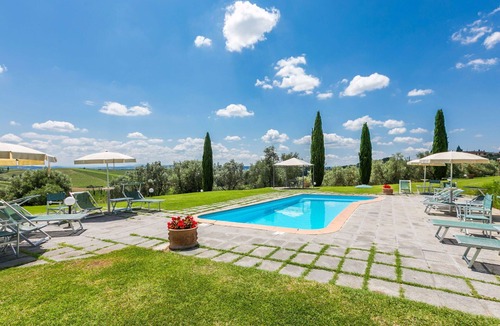 Cerreto Guidi Apartment | Nice apartment for 2 guests with WIFI, pool, A/C, TV and pets allowed
