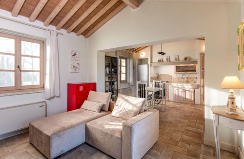 Scarlino Apartment | Nice apartment for 4 people with A/C, pool, WIFI, TV, terrace, pets allowed and panoramic view