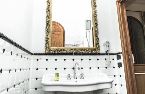 Isolotto Apartment | Nice portion of property By Villa Il Mosaico
