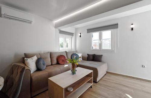 Petriti House | Olea Luxury Apartment