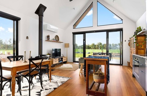 Wattle Bank House | Ovata - Country to Coast