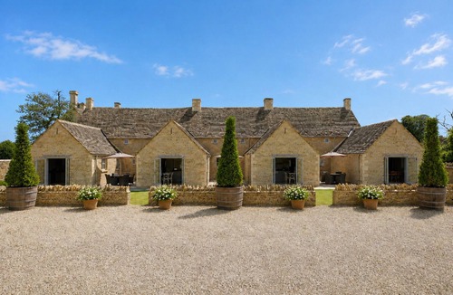 Southrop Cottage | Owl| Luxury Cotswold Cottage | Sleeps 6