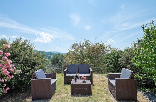Lidarno Apartment | Palazzo Goduto – Organic Farm Retreat in Umbria, Italy