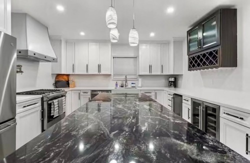 Palmdale House | Palmdale Desert Oasis – 5BR Family Home