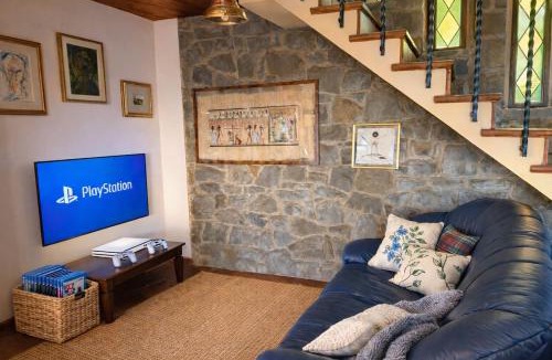 Castiglion Fiorentino Villa | Panoramic View Village of Villa Luigina Cortona
