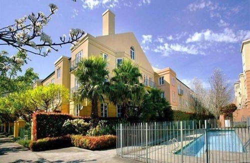 East Melbourne Apartment | Park Lane Apartment East Melbourne