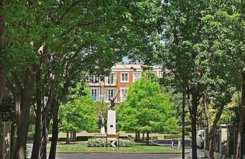 East Melbourne Apartment | Park Lane Apartment East Melbourne