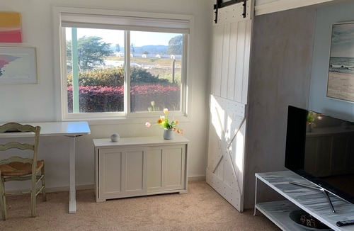 La Selva Beach House | Peaceful 2 BDR 1 BA retreat. Walking distance to the beach.