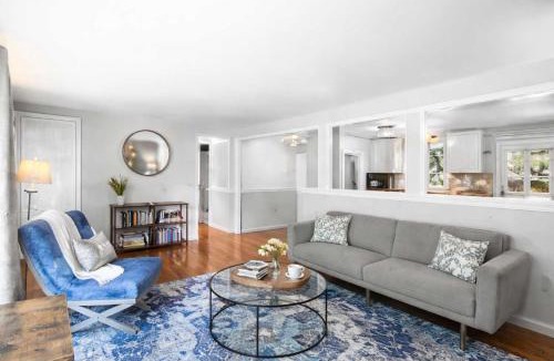 Bellaire House | Peaceful 4-bed getaway across from Clam Lake