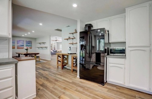 North Auburn House | Perfect 3-bed house with swimming pool, hot tub, & pool table