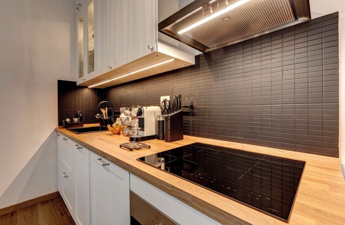 Careggi Rifredi Apartment | Perfect Shelter for Couples