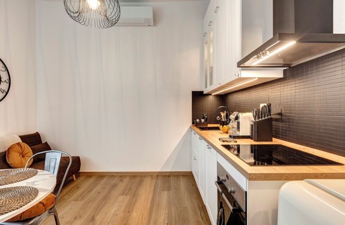 Careggi Rifredi Apartment | Perfect Shelter for Couples