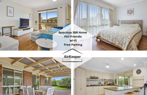 Capel Sound House | Pet-friendly Family Retreat/ Capel Sound, VIC