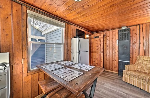 Houghton Lake Cabin | Pet-Friendly Lake Cabin with Dock & Kayaks & Fire Pit in Houghton Lake, Michigan