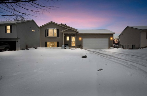 Lansing House | Pet Friendly Lansing Home - Private Gym - Near MSU