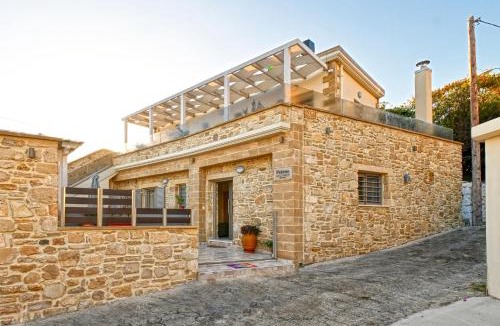 Karefiliana Villa | Petros Luxury Traditional Villa near Falassarna and Balos
