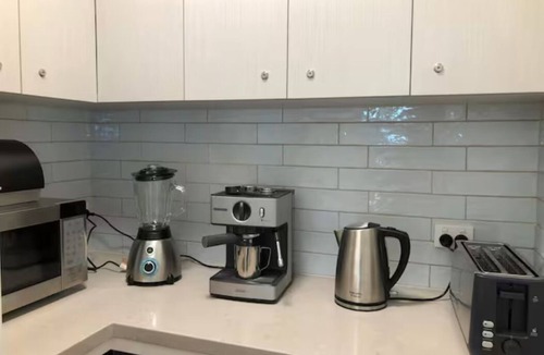 Surf Beach House | Phillip Island. 1 to 16 people. Linens included. Fast WiFi. 2 mins walk to beach