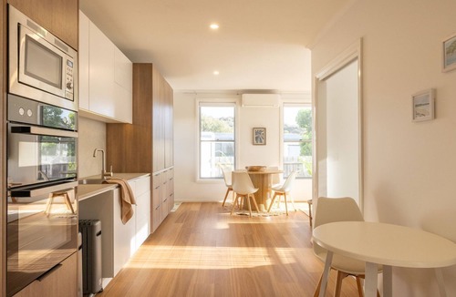 Surf Beach House | Phillip Island Hot Springs Retreat