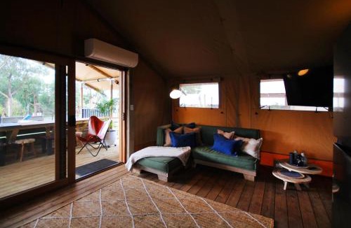 Cowes Hotel | Phillip Island Park Lane Holiday Park