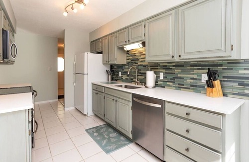 New Buffalo House | Pinewood Pointe,heated pool, large yard, lower level w/large bar, close to beach