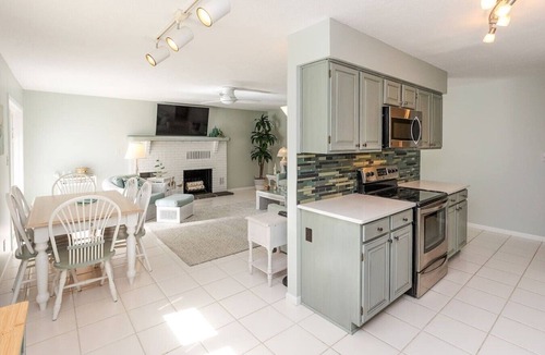 New Buffalo House | Pinewood Pointe,heated pool, large yard, lower level w/large bar, close to beach