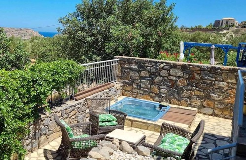 Elounda Villa | Plaka Elounda .private pool .2 beds.jaccuzi.parking.spinalonga/sea views