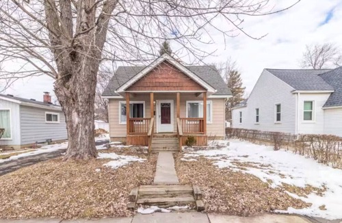 Pontiac House | Pontiac Family-Friendly 3BR