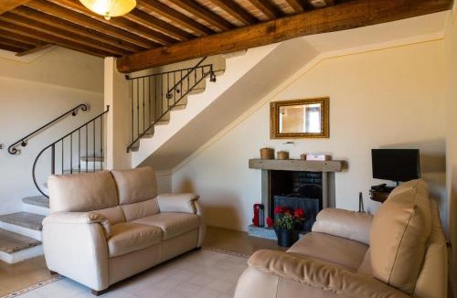 Pieve a Nievole Apartment | Pool & Relax Tuscan House with Panoramic View