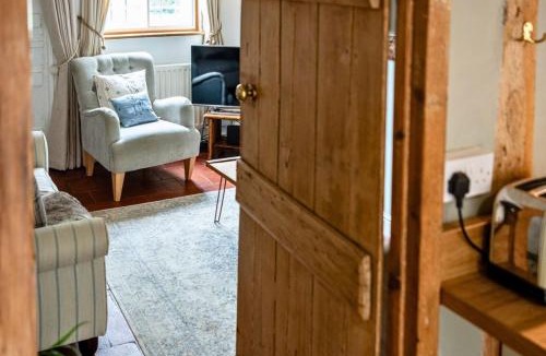 Clifford Chambers House | Poppy Cottage - Cosy 2 Bedroom, Perfect for Family!