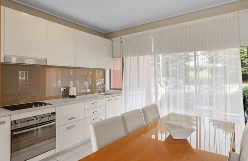 San Remo Apartment | Potters Hill Coastal Retreat