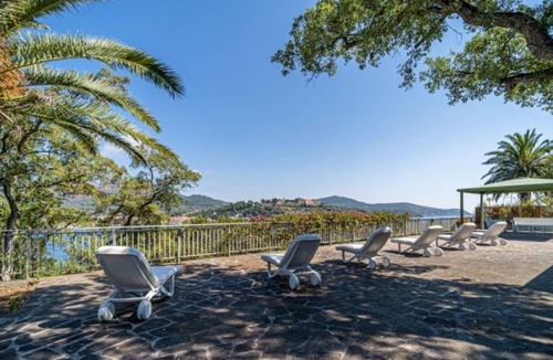 Naregno Villa | Prestigious private villa sleeping 12 located in a panoramic position with private access to the sea