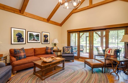 Harbor Springs House | Private 4BR-4BA PET FRIENDLY Cottage Near Ski Resorts! Stay at True North GC