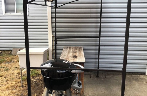 Lewiston Apartment | ★ PRIVATE MICRO-STUDIO ★ Private Patio, Yard, Entrance, Bathroom, Laundry!