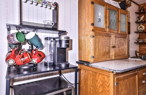 Rhinelander House | Private Northwoods cabin with relaxing bathtub, washer and dryer, and firepit!