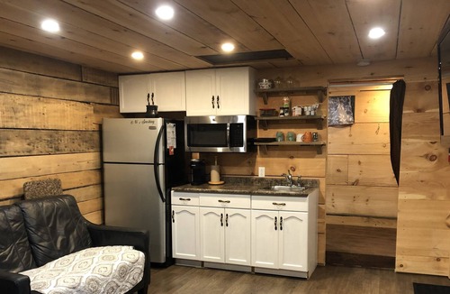 Dorchester Cabin | Private Rustic Country Bunkie - relax and unwind