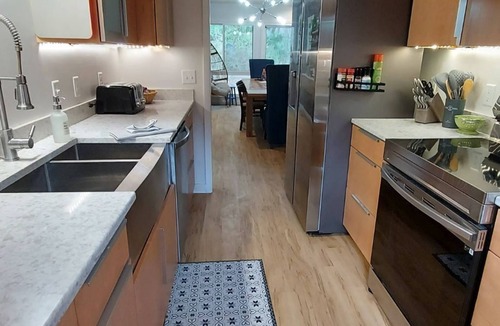 South Haven House | Private South Haven Retreat: Wooded Surround, Walk to Beach