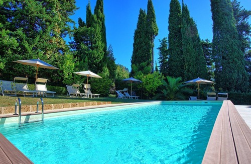 Santa Lucia Villa | Private Villa with private pool, hot tub, WIFI, A/C, TV, patio, panoramic view, close to Viareggio