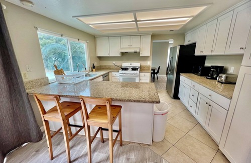 Mount Wilson Villa | PROMO 15% WEEKLY AND 30% MONTHLY DISCOUNT Cozy house 4 bedrooms/2.5 bathrooms