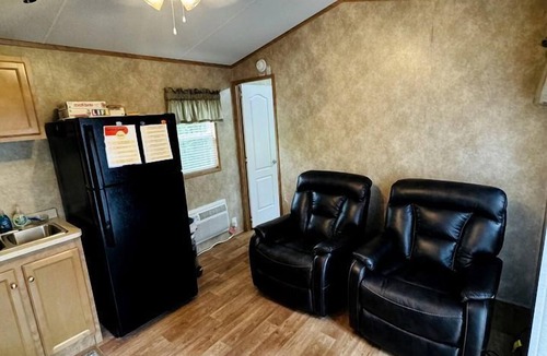 Wisconsin Dells Cabin | Quaint Cozy Cabin Well Equipped in Wisconsin Dells