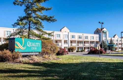 Holland Hotel | Quality Inn Holland - Toledo