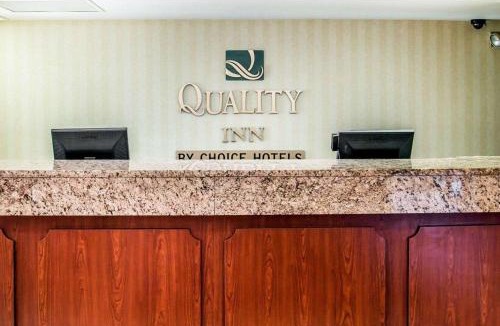 Holland Hotel | Quality Inn Holland - Toledo