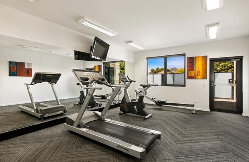 Heatherton Apartment | Quest Moorabbin