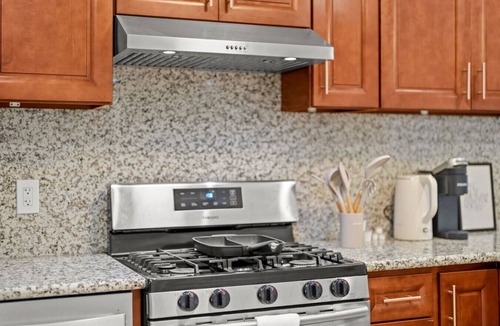 El Monte Condo | Quiet 2BR El Monte Condo, Centrally Located